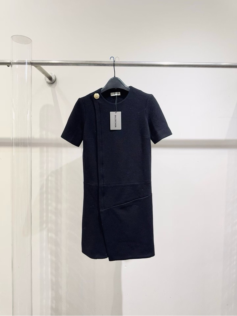 🚩steal BALENCIAGA Black Short-Sleeve Shift Dress